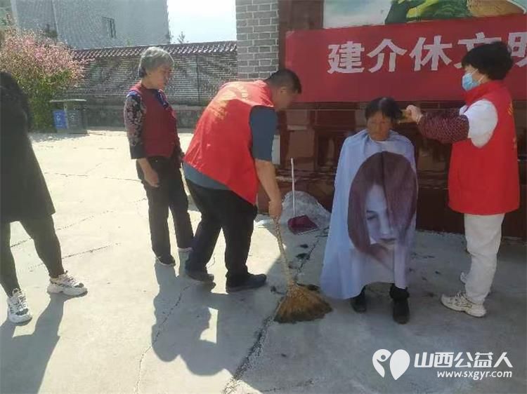 介休市敬老协会“孝善行”之敬老爱老助老行动----龙凤镇张壁村免费服务老人 - 第27张 - 山西公益人 介休市敬老协会“孝善行”之敬老爱老助老行动----龙凤镇张壁村免费服务老人 - 第27张