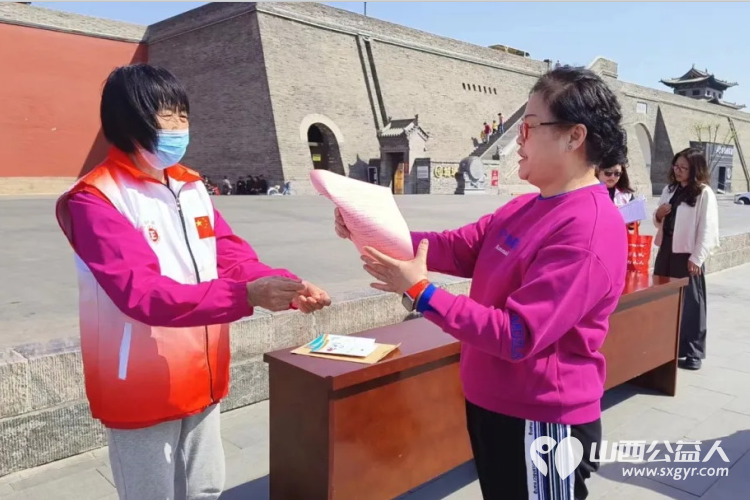 生命接力大爱传递----正能量忻州市忻府区阳光爱心公益协会红十字知识宣传志愿服务活动 - 第3张 - 山西公益人 生命接力大爱传递----正能量忻州市忻府区阳光爱心公益协会红十字知识宣传志愿服务活动 - 第3张