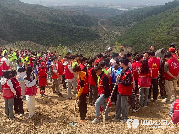 晋中新青年高校志愿者联合服务中心开展“同植青年林.共筑青年梦”植树造林志愿活动 - 第10张 - 山西公益人 晋中新青年高校志愿者联合服务中心开展“同植青年林.共筑青年梦”植树造林志愿活动 - 第10张
