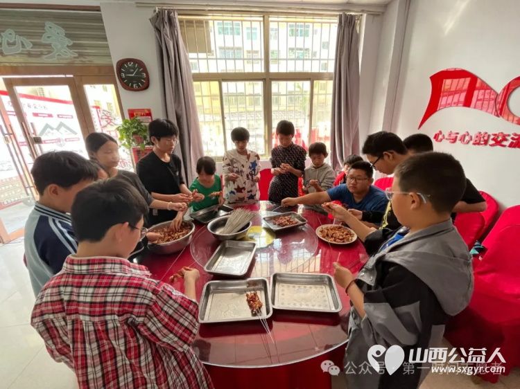 不负好时光与春共成长----盐湖区第一时间志愿者协会的志愿者带领困境儿童走进大自然 - 第8张