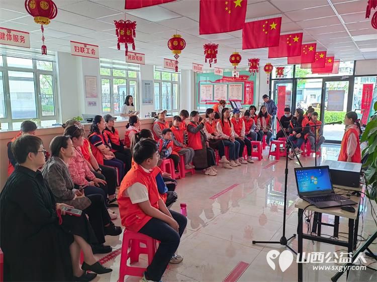 太原市龙城义工组织志愿者在乾泽园社区举办世界读书日活动 - 第3张