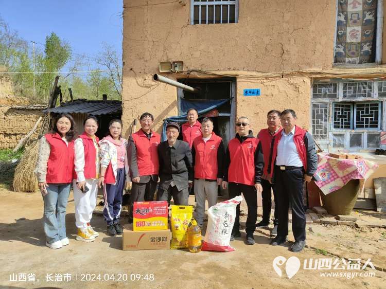 人间四月天乡村爱满天 长治圆梦公益志愿者协会们到沁县上北里村慰问十户生活困难需要帮助的老人们 - 第3张