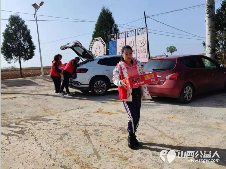 人间四月天乡村爱满天 长治圆梦公益志愿者协会们到沁县上北里村慰问十户生活困难需要帮助的老人们 - 第16张