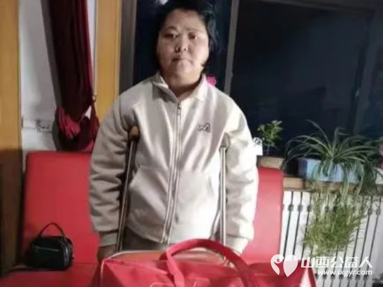 致敬行善者项目组深圳建辉慈善基金会联合吕梁市离石区青年志愿者协会作为山西省的协调机构为行善者们送达礼包 - 第2张