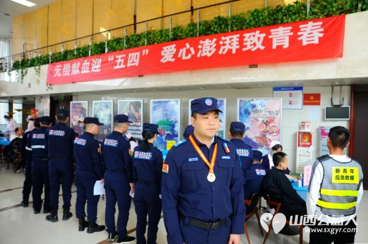 青春心向党护航新征程----小桔灯爱心联盟、山西省青年志愿者协会、太原市公安局龙城铁骑、太原市血液中心举办迎五四献热血活动 - 第15张 - 山西公益人 青春心向党护航新征程----小桔灯爱心联盟、山西省青年志愿者协会、太原市公安局龙城铁骑、太原市血液中心举办迎五四献热血活动 - 第15张