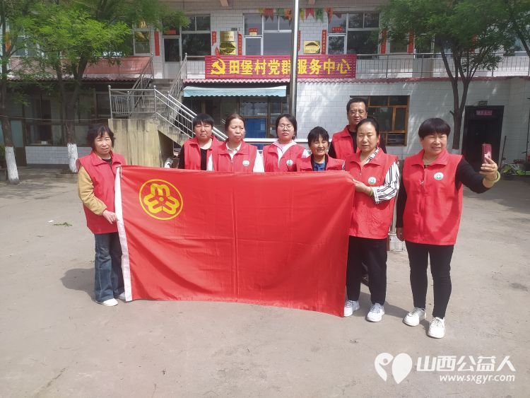 介休市敬老协会志愿者敬老爱老助老行动----张兰镇田堡村为老人爱心理发,义诊 - 第2张 - 山西公益人 介休市敬老协会志愿者敬老爱老助老行动----张兰镇田堡村为老人爱心理发,义诊 - 第2张