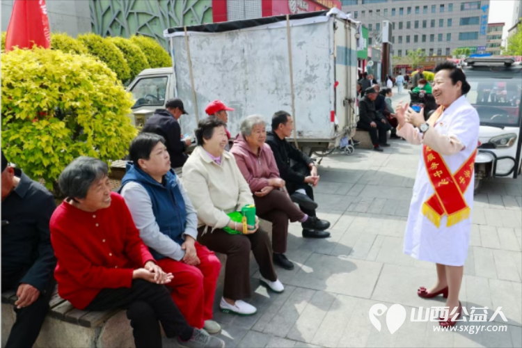 太原学花志愿服务中心召开改变生活方式让您更健康百场公益巡讲走基层启动仪式 - 第16张 - 山西公益人 太原学花志愿服务中心召开改变生活方式让您更健康百场公益巡讲走基层启动仪式 - 第16张