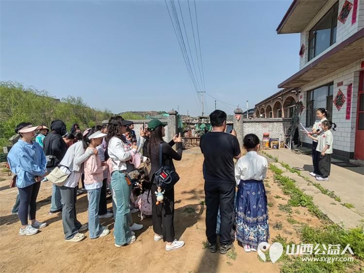 太原市龙城义工组织志愿者五月二日在寿阳读书活动圆满结束 - 第5张