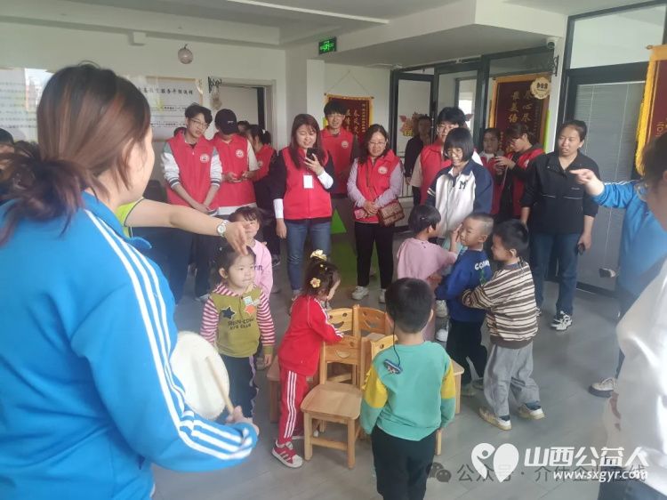 介休市北关街道彦博路社区志愿者协会开展“爱的分贝”认知包发放志愿活动 - 第14张 - 山西公益人 介休市北关街道彦博路社区志愿者协会开展“爱的分贝”认知包发放志愿活动 - 第14张