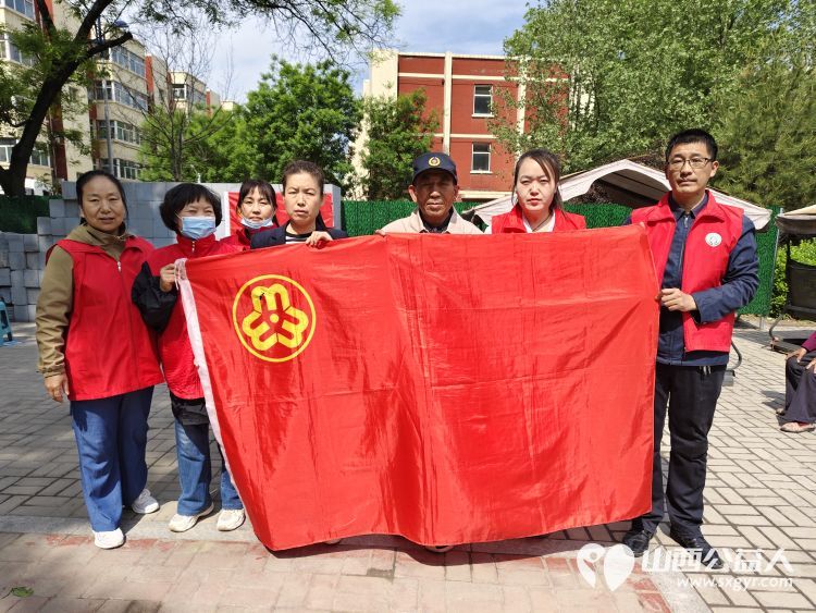 志愿服务进社区健康活动暖人心----介休市敬老协会走进西关街道金融路社区服务老人 - 第2张 - 山西公益人 志愿服务进社区健康活动暖人心----介休市敬老协会走进西关街道金融路社区服务老人 - 第2张