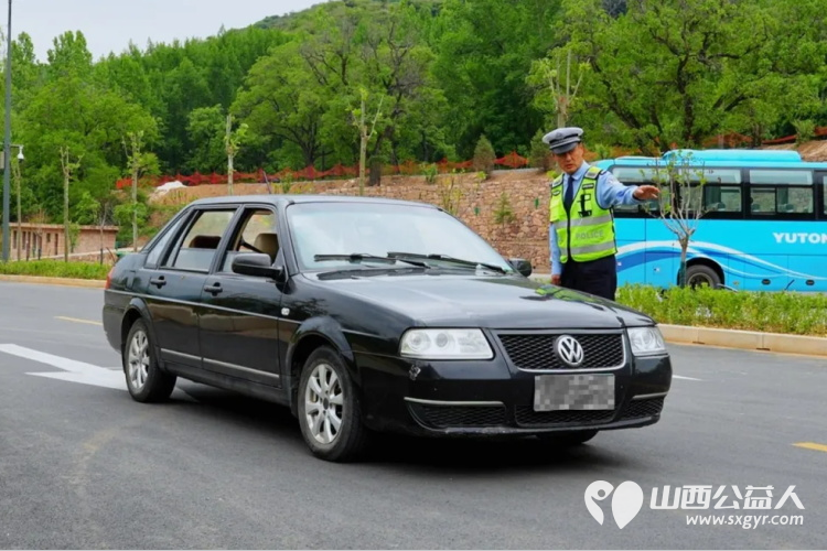 长治市黎城县黄崖洞文化旅游区圆满完成五一接待任务确保游客旅游幸福感 - 第4张 - 山西公益人 长治市黎城县黄崖洞文化旅游区圆满完成五一接待任务确保游客旅游幸福感 - 第4张