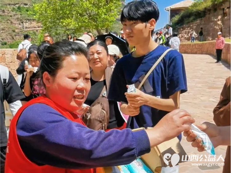 长治市黎城县黄崖洞文化旅游区圆满完成五一接待任务确保游客旅游幸福感 - 第9张 - 山西公益人 长治市黎城县黄崖洞文化旅游区圆满完成五一接待任务确保游客旅游幸福感 - 第9张