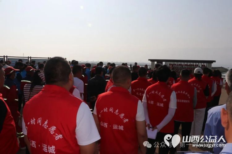 净湖行动,运城市第一时间志愿者保护盐湖生态守护碧海蓝天参加联合净湖专项行动 - 第5张 - 山西公益人 净湖行动,运城市第一时间志愿者保护盐湖生态守护碧海蓝天参加联合净湖专项行动 - 第5张