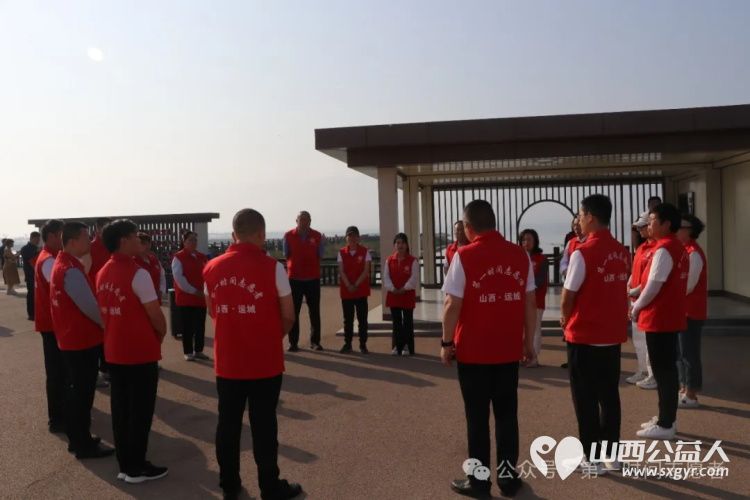 净湖行动,运城市第一时间志愿者保护盐湖生态守护碧海蓝天参加联合净湖专项行动 - 第4张 - 山西公益人 净湖行动,运城市第一时间志愿者保护盐湖生态守护碧海蓝天参加联合净湖专项行动 - 第4张