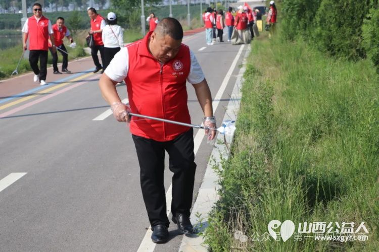 净湖行动,运城市第一时间志愿者保护盐湖生态守护碧海蓝天参加联合净湖专项行动 - 第13张 - 山西公益人 净湖行动,运城市第一时间志愿者保护盐湖生态守护碧海蓝天参加联合净湖专项行动 - 第13张