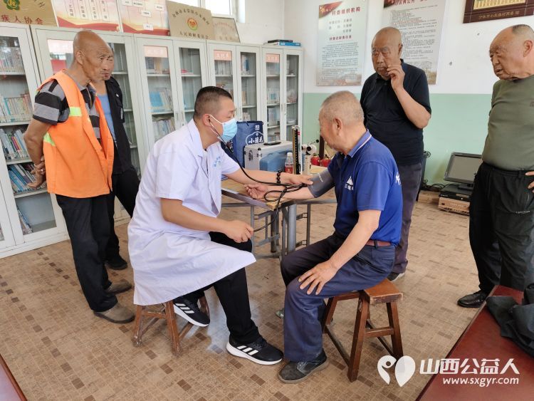 介休市敬老协会“孝善行”之敬老爱老助老行动走进义棠镇小宋曲村 - 第10张 - 山西公益人 介休市敬老协会“孝善行”之敬老爱老助老行动走进义棠镇小宋曲村 - 第10张