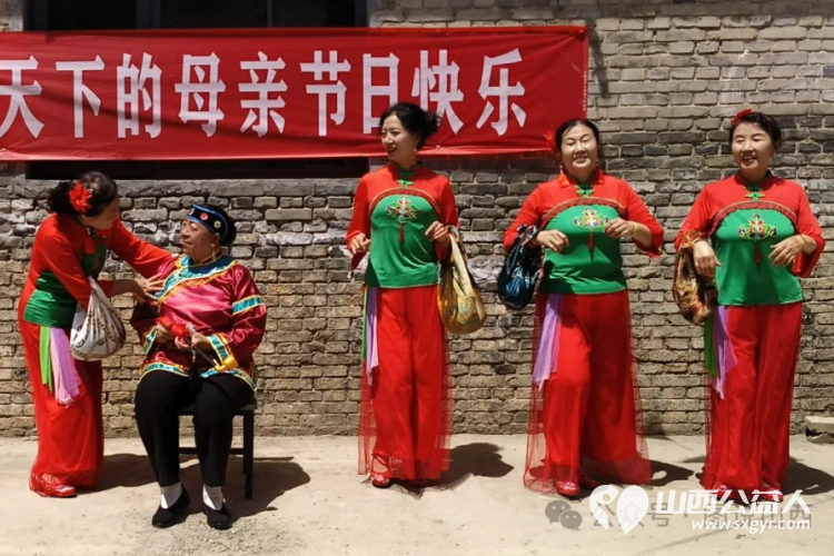 临汾市文明交通志愿者协会一支充满热情与关怀的队伍走进乔李益康养老院为老人们送去温暖并祝天下母亲节日快乐 - 第1张