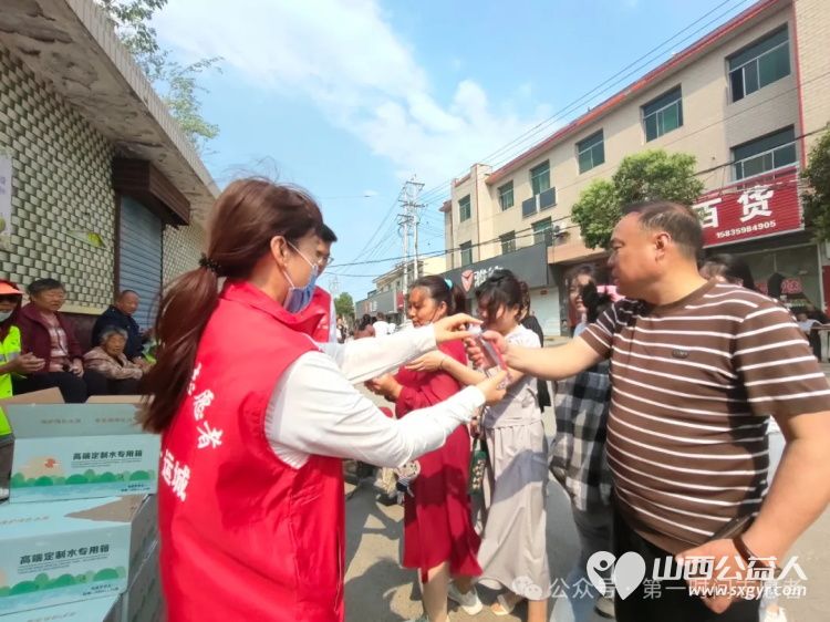 运城市第一时间志愿者助力“关帝巡城”活动为巡城活动提供保障 - 第8张