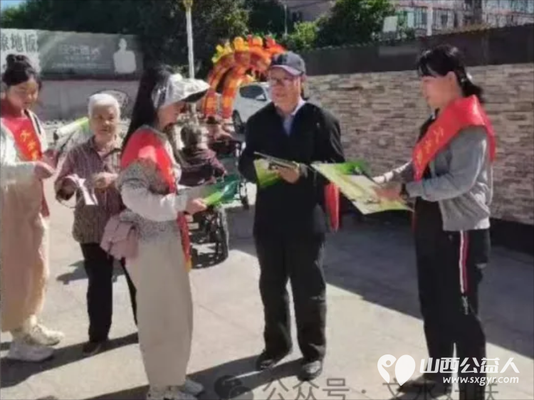 文水县妇联开展“家教润心•成长同行”家庭教育主题宣传活动推动家校共同促进儿童健康成长全面发展 - 第2张