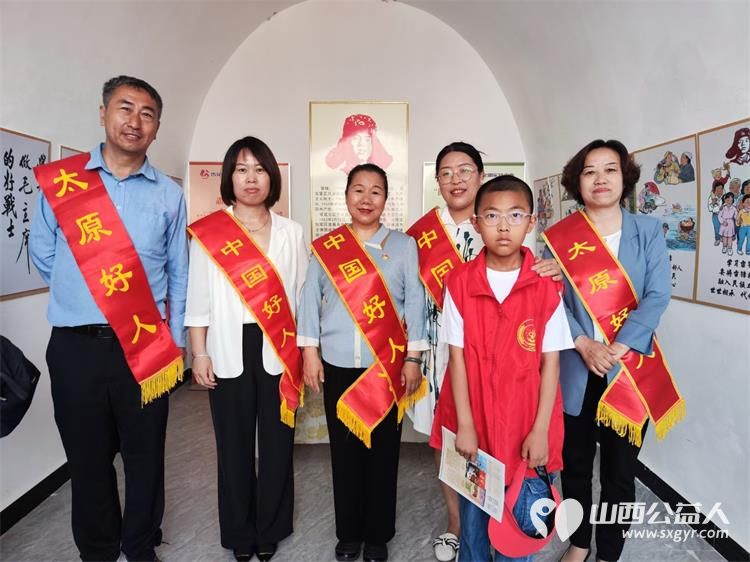 中国好人山西好人太原好人齐聚，庆祝雷锋杂志社山西工作部筹备站在太原成立 - 第1张