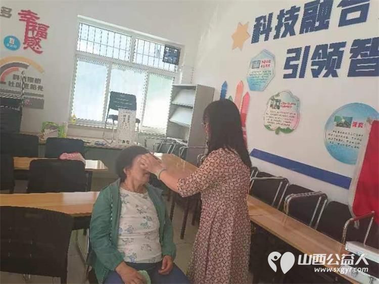 介休市敬老协会志愿服务进社区健康活动暖人心----东南街道段家巷社区服务老人 - 第30张 - 山西公益人 介休市敬老协会志愿服务进社区健康活动暖人心----东南街道段家巷社区服务老人 - 第30张