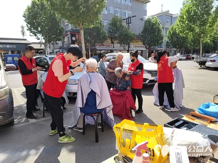 介休市敬老协会志愿服务进社区健康活动暖人心----东南街道段家巷社区服务老人 - 第17张 - 山西公益人 介休市敬老协会志愿服务进社区健康活动暖人心----东南街道段家巷社区服务老人 - 第17张