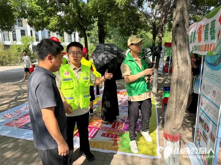 晋中新青年高校志愿者联合服务中心组织志愿者走进大学城垃圾分类活动 - 第5张 - 山西公益人 晋中新青年高校志愿者联合服务中心组织志愿者走进大学城垃圾分类活动 - 第5张