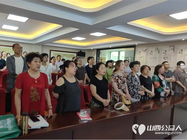 太原学花志愿服务中心家庭教育公益巡讲走进胜利东街幼儿园张艺凡老师就好习惯成就好孩子智慧父母智慧爱进行了巡讲 - 第3张