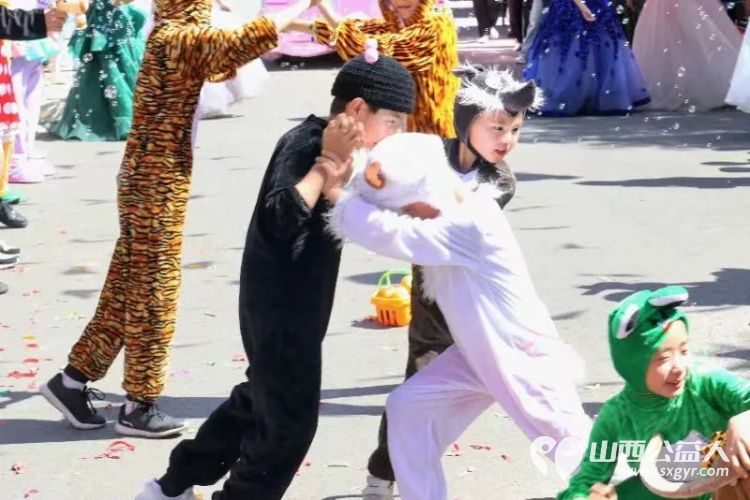 太原市儿童福利院举办2024年“润心伴成长 同心护未来”六一儿童节嘉年华活动 - 第6张