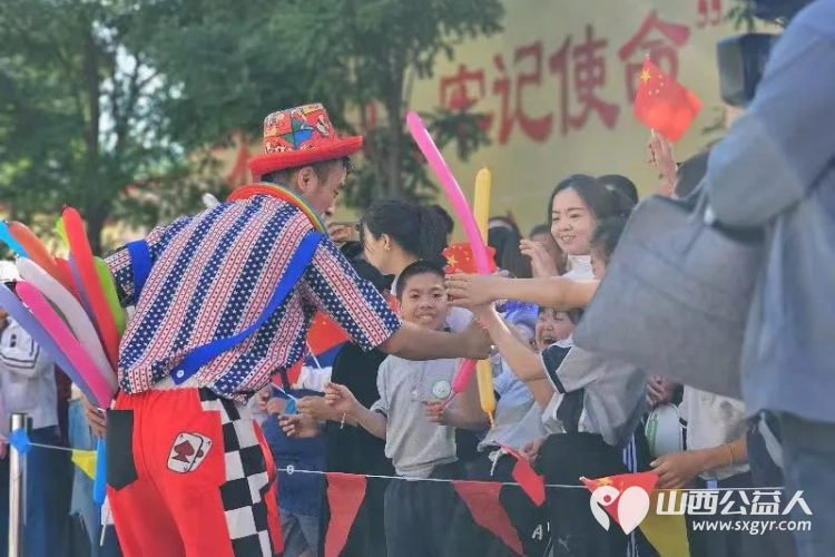 太原市儿童福利院举办2024年“润心伴成长 同心护未来”六一儿童节嘉年华活动 - 第4张