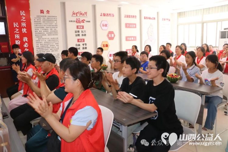 盐湖区第一时间志愿者协会携乐省联盟爱心事业部六一献爱心关爱儿童传递温暖为困境儿童送来生活用品 - 第9张