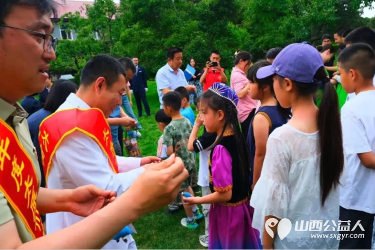 残健共融益起来共筑梦想庆六一 太原市安健儿公益服务中心参加活动 - 第10张 - 山西公益人 残健共融益起来共筑梦想庆六一 太原市安健儿公益服务中心参加活动 - 第10张