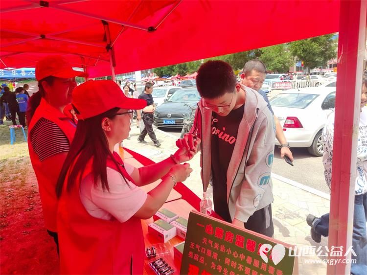 文水县爱心帮扶志愿者协会及中志协应急委文水服务队在2024考生高考时服务考生 - 第9张