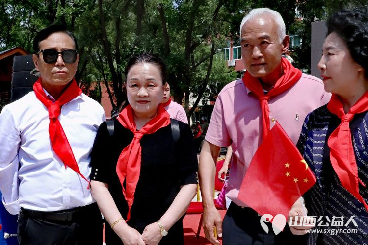 放飞中国梦，传承红基因 山西省城学雷锋志愿服务总团在省军区大院举办庆六一儿童节演出活动 - 第11张