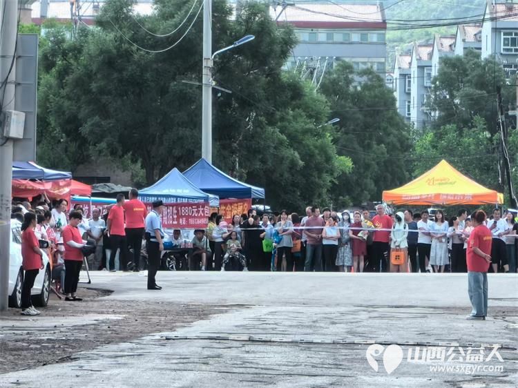 正能量公益太原清徐联络站清徐县金鹰战狼救援队高考志愿服务进行时 - 第2张