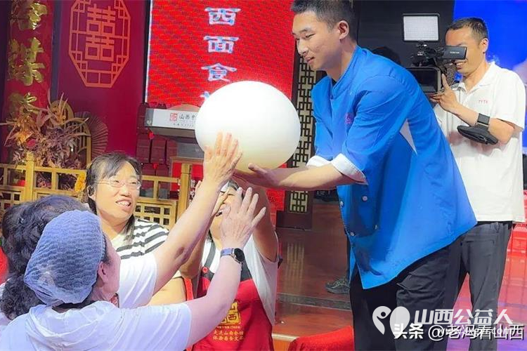 太原万柏林区小井峪街道工会联合山西会馆工会开展包粽子比赛活动小井峪街道工会共有21个队伍参加 - 第28张