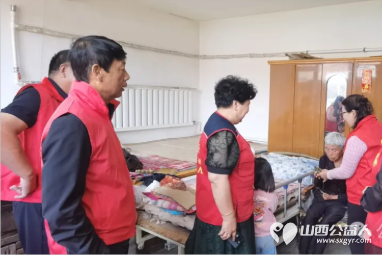 粽情端午节忻州市阳光爱心公益志愿者在会长张素梅的组织下为这里的孤寡老人和残疾人送来了粽子等多种节日食品 - 第2张 - 山西公益人 粽情端午节忻州市阳光爱心公益志愿者在会长张素梅的组织下为这里的孤寡老人和残疾人送来了粽子等多种节日食品 - 第2张