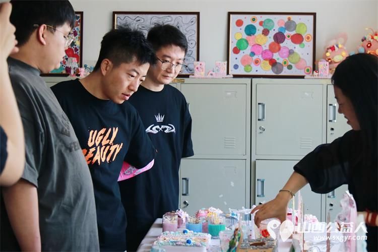 蔡依林官方后援会志愿者从全国各地来到阳曲县残疾人康复中心以实际行动守护星星的孩子 - 第7张 - 山西公益人 蔡依林官方后援会志愿者从全国各地来到阳曲县残疾人康复中心以实际行动守护星星的孩子 - 第7张