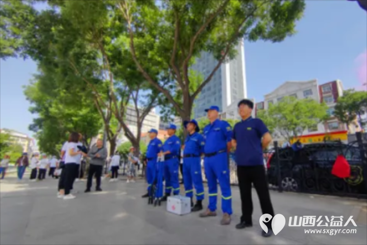 吕梁市举办庆祝“6·14世界献血者日”20周年宣传活动吕梁市蓝天救援队全力保障并积极参与“世界献血者日”活动 - 第4张