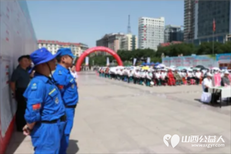 吕梁市举办庆祝“6·14世界献血者日”20周年宣传活动吕梁市蓝天救援队全力保障并积极参与“世界献血者日”活动 - 第3张