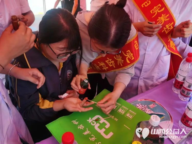 爱心助考,筑梦远航—临汾市护苗爱心志愿服务队2024高考纪实为考生们保驾护航 - 第12张 - 山西公益人 爱心助考,筑梦远航—临汾市护苗爱心志愿服务队2024高考纪实为考生们保驾护航 - 第12张