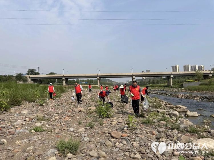 保护母亲河 阳泉义工在行动2024年第20期“保护母亲河”巡河净滩活动在白羊墅湿地公园开展 - 第5张 - 山西公益人 保护母亲河 阳泉义工在行动2024年第20期“保护母亲河”巡河净滩活动在白羊墅湿地公园开展 - 第5张