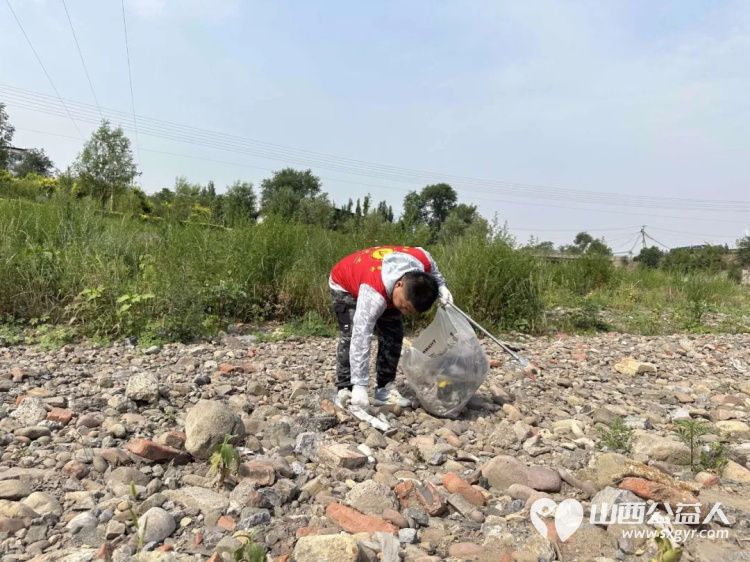 保护母亲河 阳泉义工在行动2024年第20期“保护母亲河”巡河净滩活动在白羊墅湿地公园开展 - 第15张 - 山西公益人 保护母亲河 阳泉义工在行动2024年第20期“保护母亲河”巡河净滩活动在白羊墅湿地公园开展 - 第15张