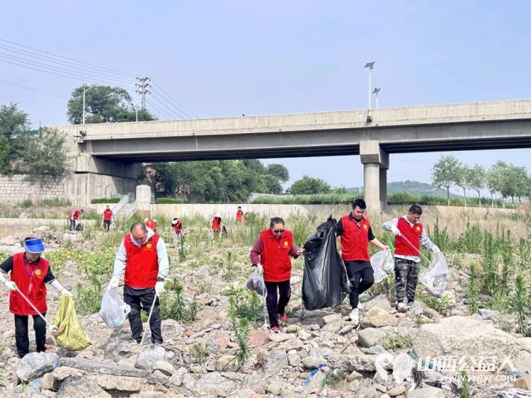 保护母亲河 阳泉义工在行动2024年第20期“保护母亲河”巡河净滩活动在白羊墅湿地公园开展 - 第16张 - 山西公益人 保护母亲河 阳泉义工在行动2024年第20期“保护母亲河”巡河净滩活动在白羊墅湿地公园开展 - 第16张