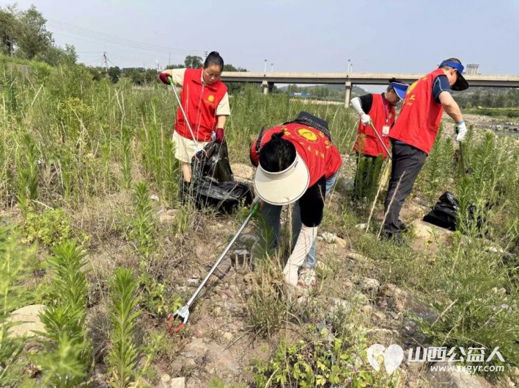 保护母亲河 阳泉义工在行动2024年第20期“保护母亲河”巡河净滩活动在白羊墅湿地公园开展 - 第21张 - 山西公益人 保护母亲河 阳泉义工在行动2024年第20期“保护母亲河”巡河净滩活动在白羊墅湿地公园开展 - 第21张