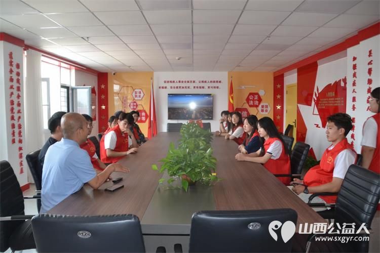 山西国际商务职业学院信息技术系发起公益活动在学校组织扎染绘画创意设计比赛义卖活动义卖款捐给灵星残疾人康复中心 - 第2张 - 山西公益人 山西国际商务职业学院信息技术系发起公益活动在学校组织扎染绘画创意设计比赛义卖活动义卖款捐给灵星残疾人康复中心 - 第2张