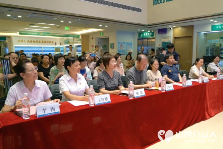 太原市杏花岭区残疾人阳光家园康复综合服务中心与坝陵桥社区卫生服务中心“健康驿站”揭牌,打造全方位健康服务平台,共筑无障碍医疗服务新篇章 - 第3张 - 山西公益人 太原市杏花岭区残疾人阳光家园康复综合服务中心与坝陵桥社区卫生服务中心“健康驿站”揭牌,打造全方位健康服务平台,共筑无障碍医疗服务新篇章 - 第3张