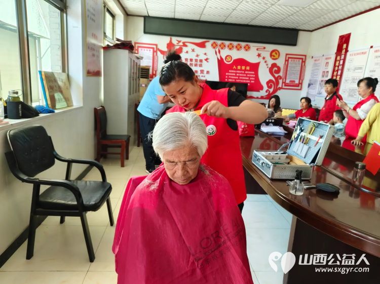 介休市敬老协会“孝善行”之敬老爱老助老行动在张兰镇张原村爱心理发义诊服务 - 第7张 - 山西公益人 介休市敬老协会“孝善行”之敬老爱老助老行动在张兰镇张原村爱心理发义诊服务 - 第7张