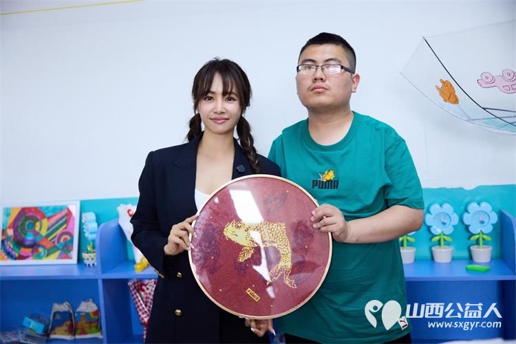 蔡依林官方后援会志愿者从全国各地来到阳曲县残疾人康复中心以实际行动守护星星的孩子 - 第12张 - 山西公益人 蔡依林官方后援会志愿者从全国各地来到阳曲县残疾人康复中心以实际行动守护星星的孩子 - 第12张