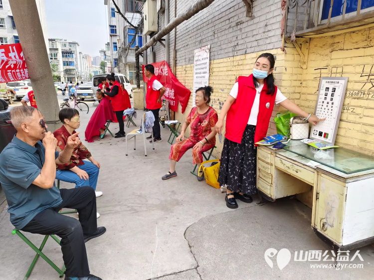 志愿服务进社区健康活动暖人心----介休市敬老协会走进西南街道南河沿街社区服务老人 - 第14张 - 山西公益人 志愿服务进社区健康活动暖人心----介休市敬老协会走进西南街道南河沿街社区服务老人 - 第14张